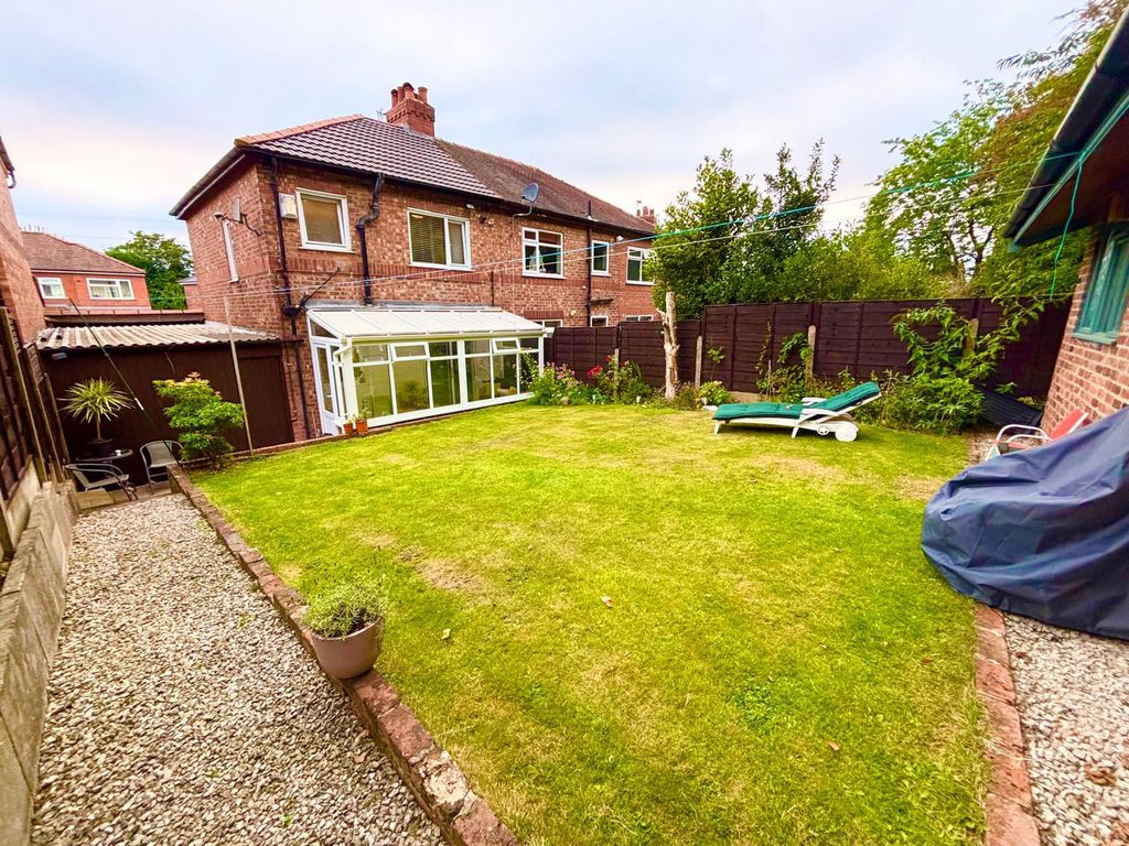 Property photo 2 of 26