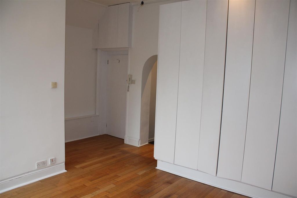 Property photo 3 of 9 Img_8194.Jpg