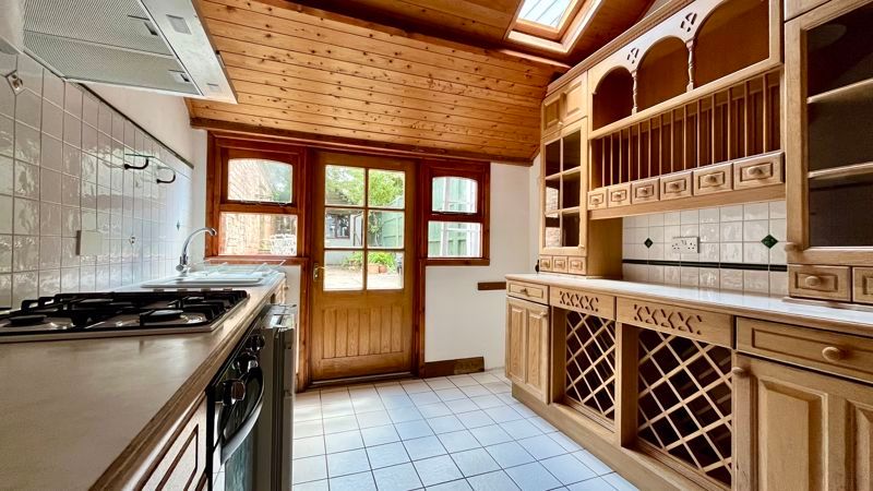Property photo 3 of 13 Kitchen