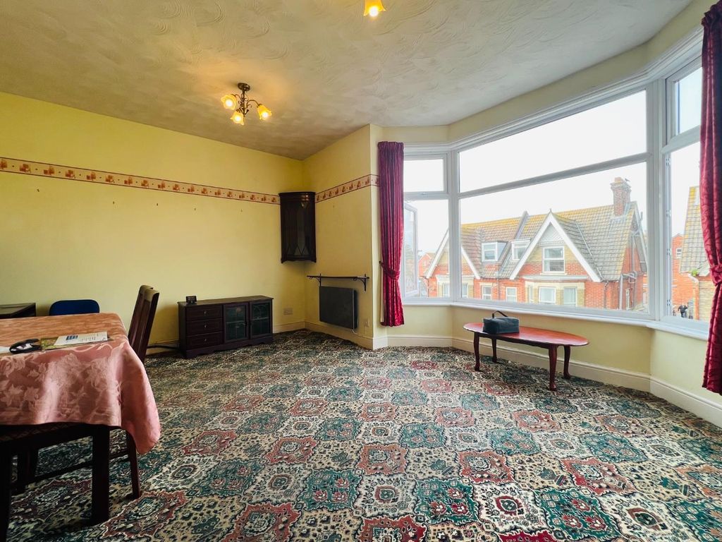 Property photo 3 of 9 Img_2096.Jpg