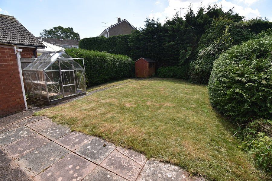 Property photo 2 of 12