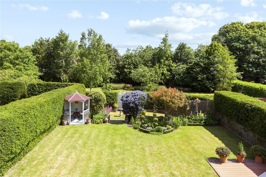 Property photo 2 of 22 Views Over Garden