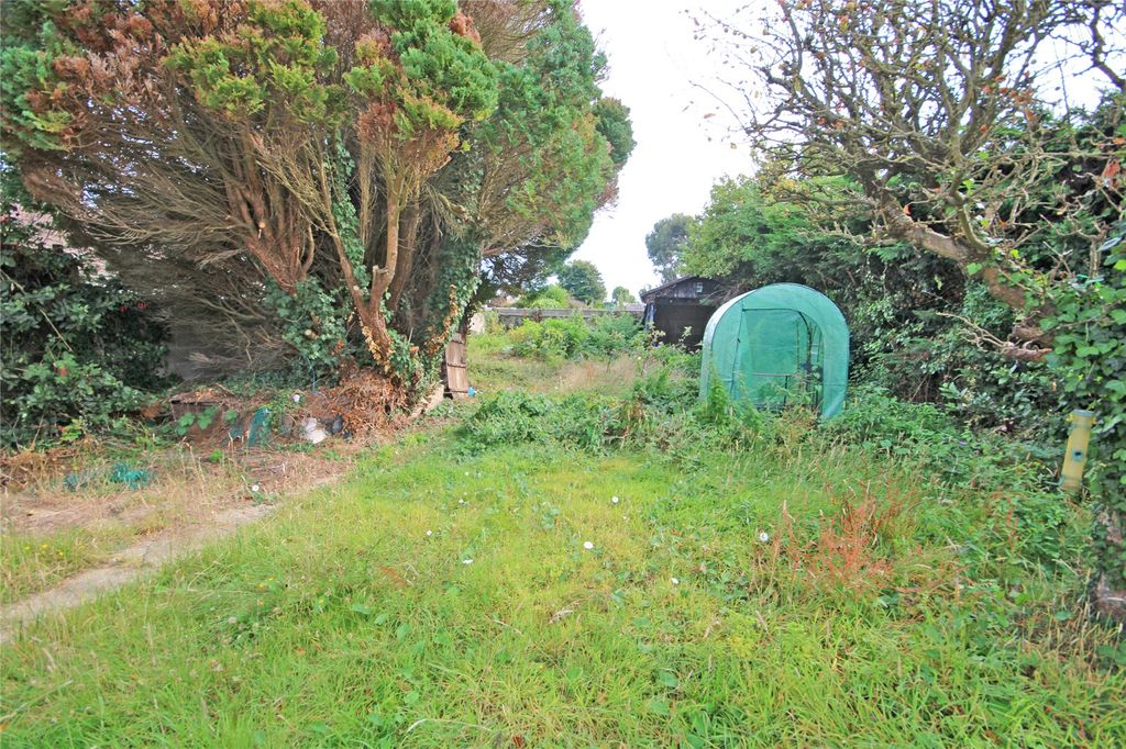 Property photo 3 of 13 Picture No. 11