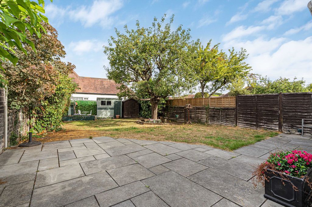 Property photo 3 of 17