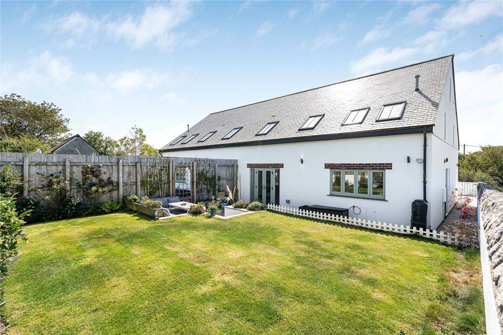 Property photo 2 of 25 Picture No. 67
