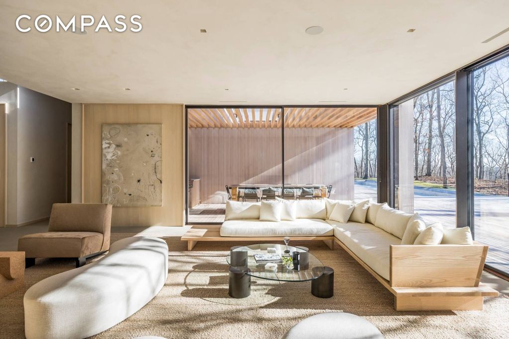 Property photo 3 of 40