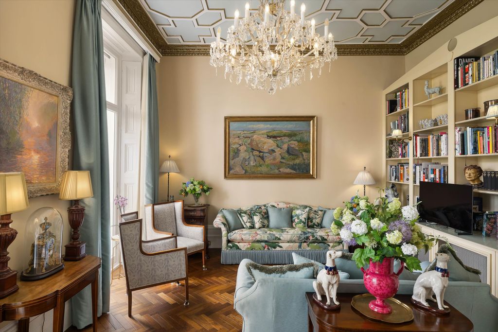 Property photo 2 of 11 Image