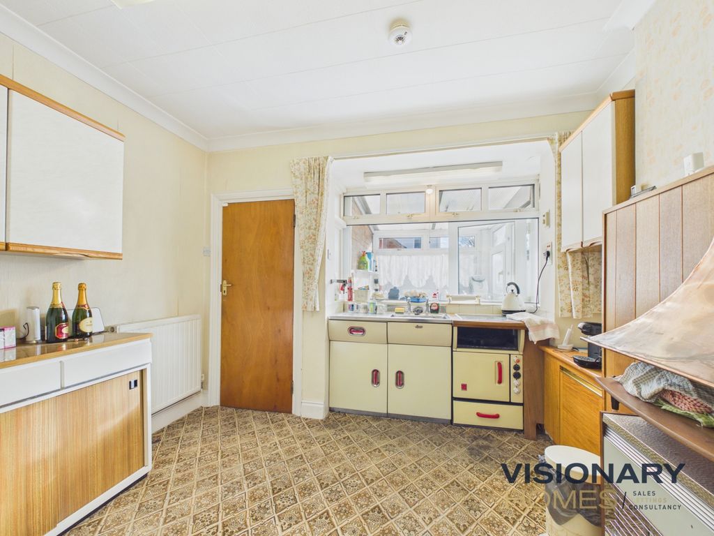 Property photo 2 of 25 Cam03522G0-Pr0243-Still007