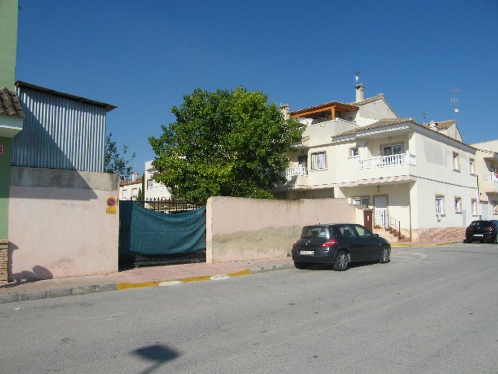 Property photo 2 of 11