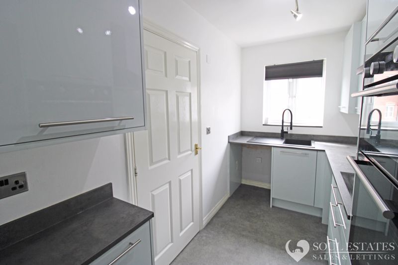 Property photo 2 of 21 Kitchen