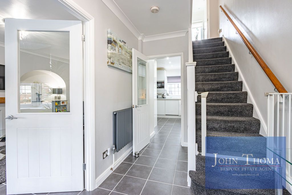 Property photo 2 of 24 Photo 2