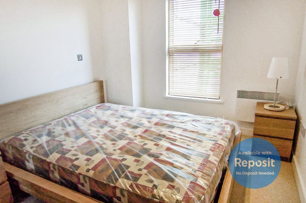 Property photo 3 of 11 Picture No. 12