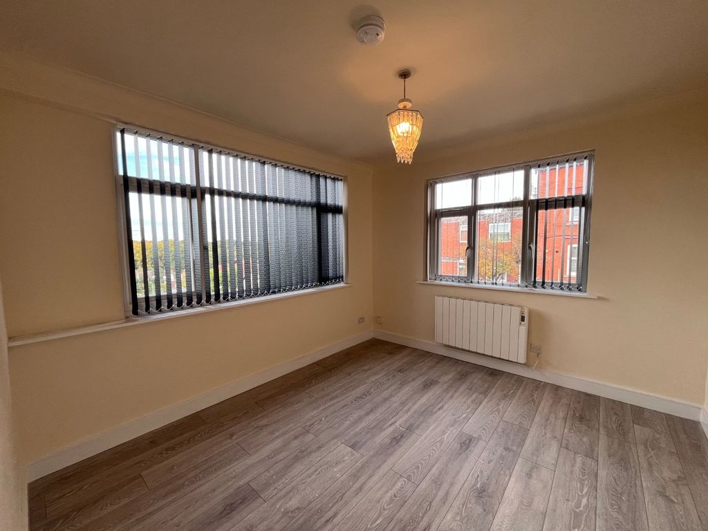 Property photo 3 of 9 Picture No. 07