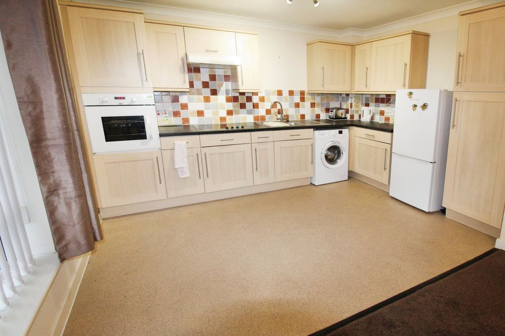 Property photo 3 of 7 Picture No. 04