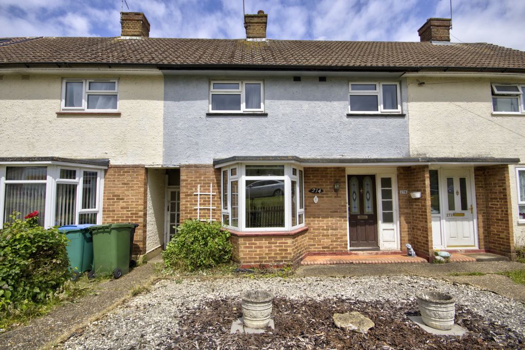 Property photo 1 of 17 External