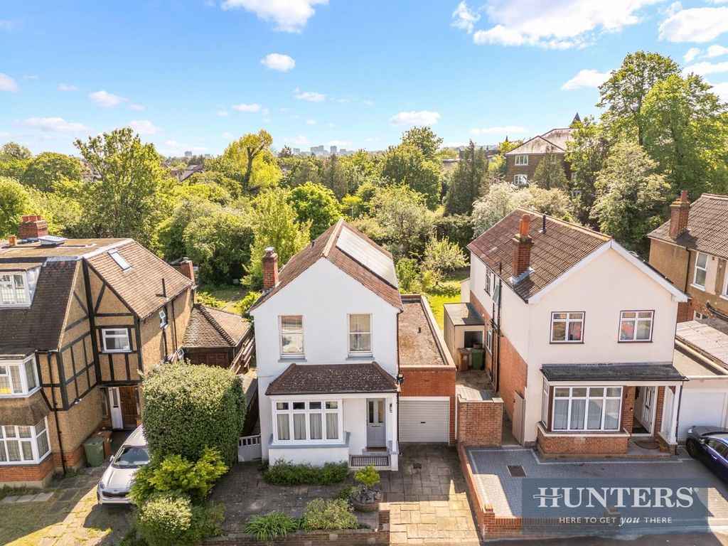 Property photo 1 of 30 St Philips Avenue,  Drone- (2).Jpg
