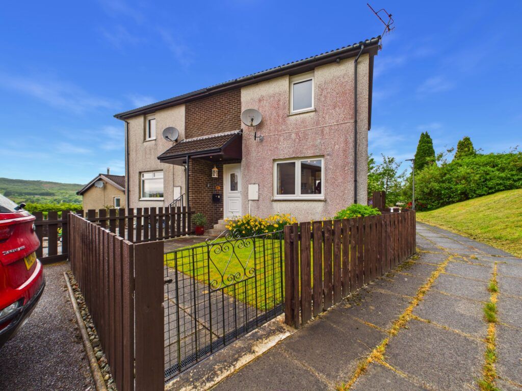 Property photo 1 of 27