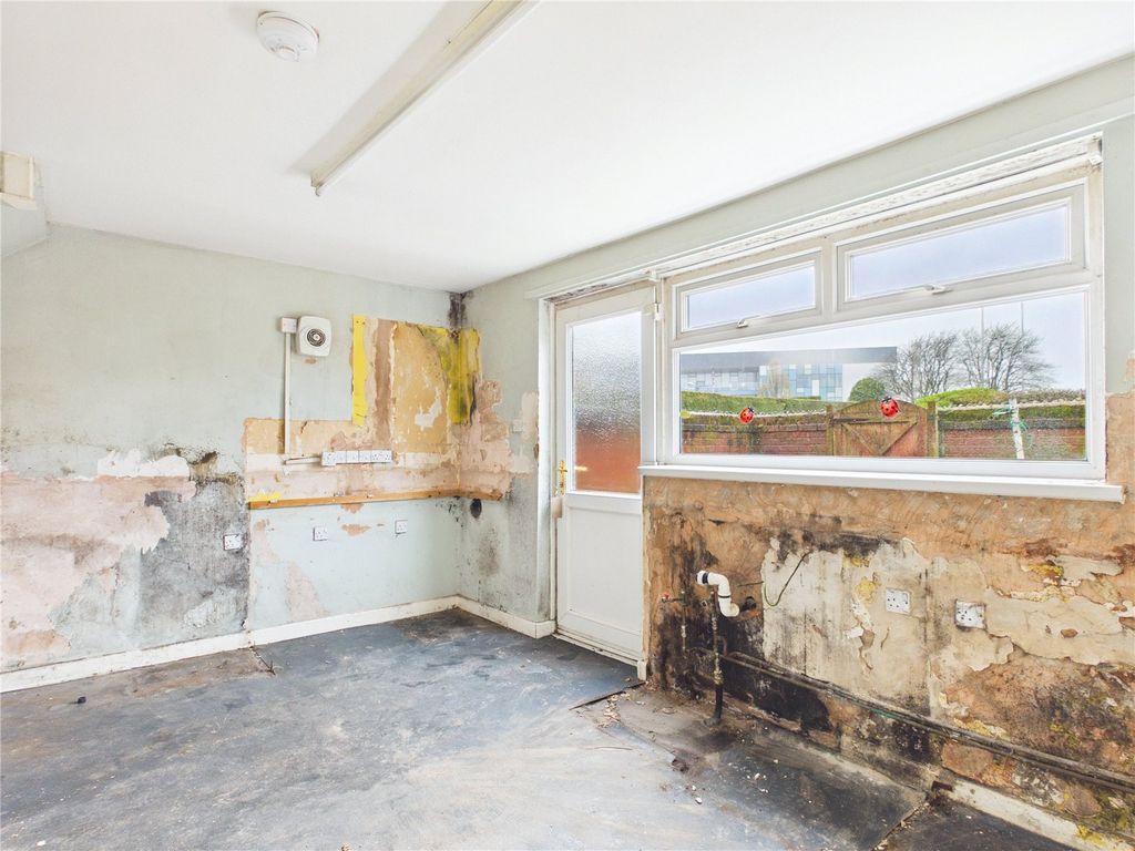 Property photo 3 of 17 Picture No. 06