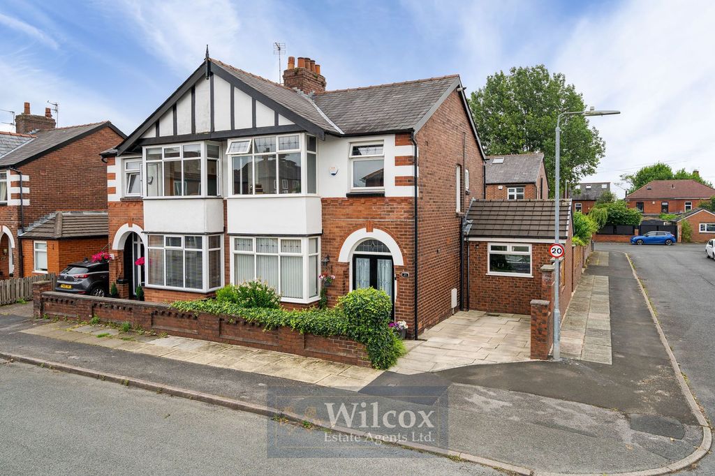 Property photo 1 of 23