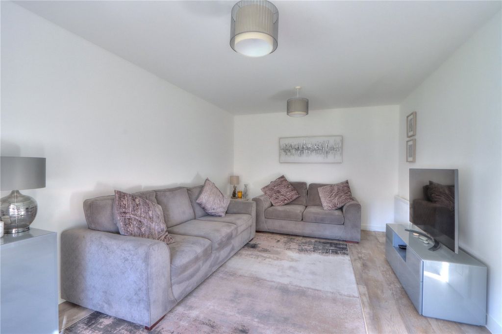 Property photo 3 of 20 Picture No. 20