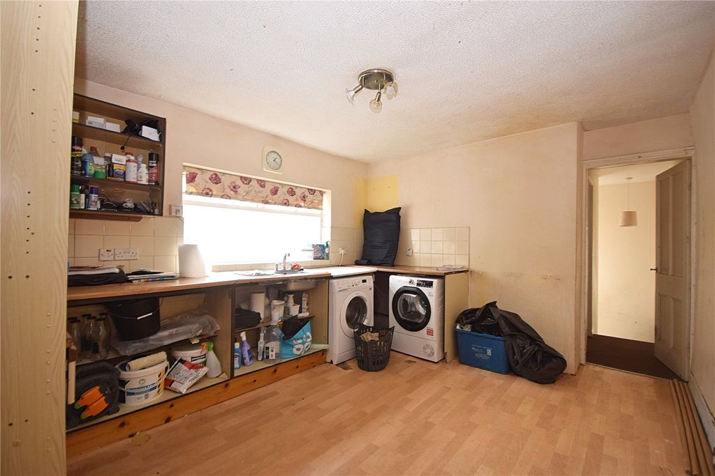 Property photo 2 of 12 Picture No. 01