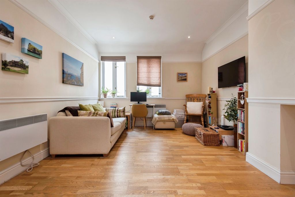 Additional image 8 of 1 bed flat for saleWhitehorse Street, Baldock SG7