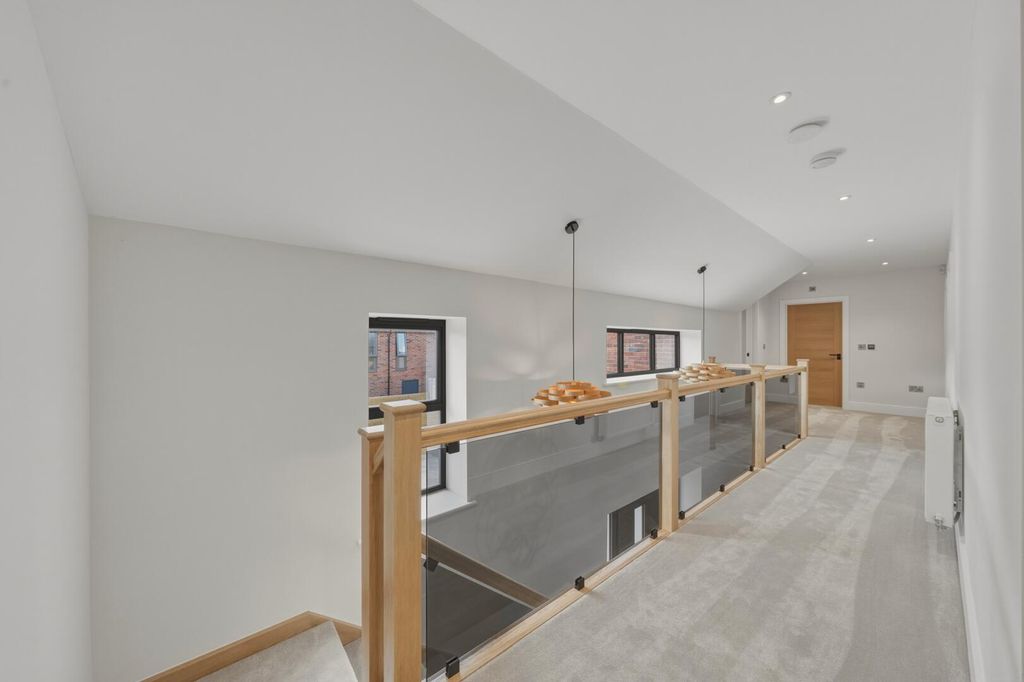 Additional image 20 of 5 bed detached house for saleMain Road, Plumtree NG12