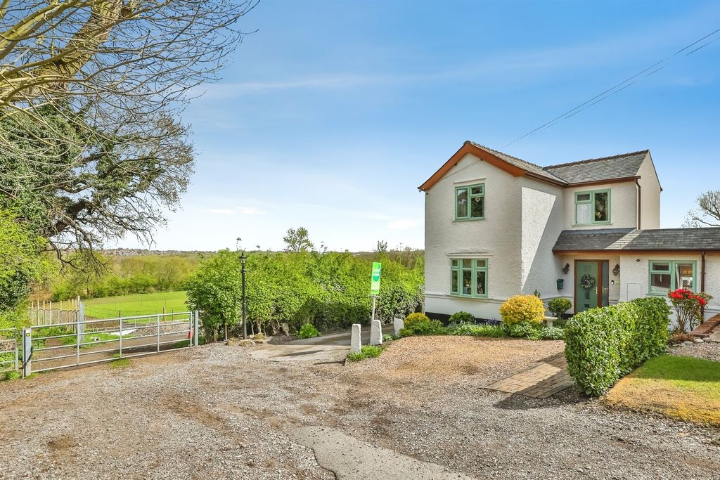 Property photo 1 of 41