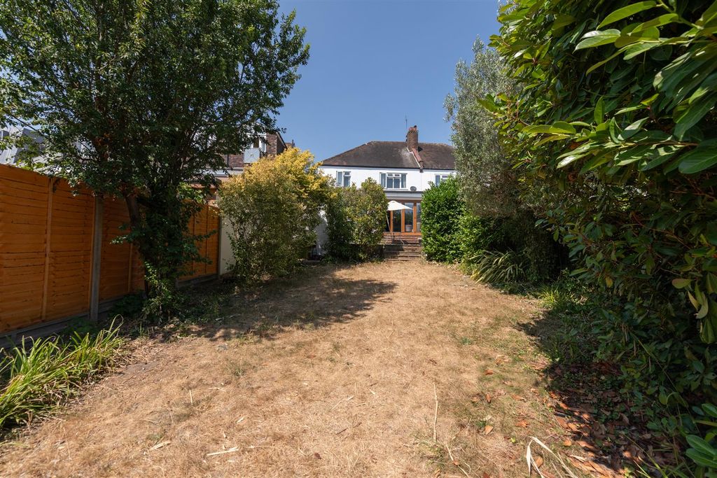 Property photo 2 of 21 Forestdale 20.Jpg