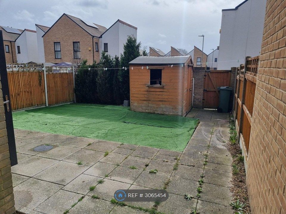 Property photo 3 of 5