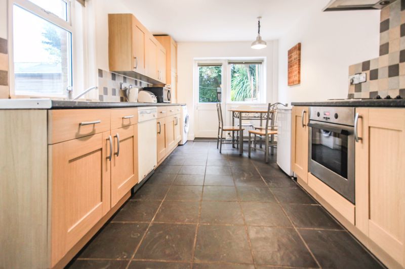 Property photo 1 of 11 Photo 17