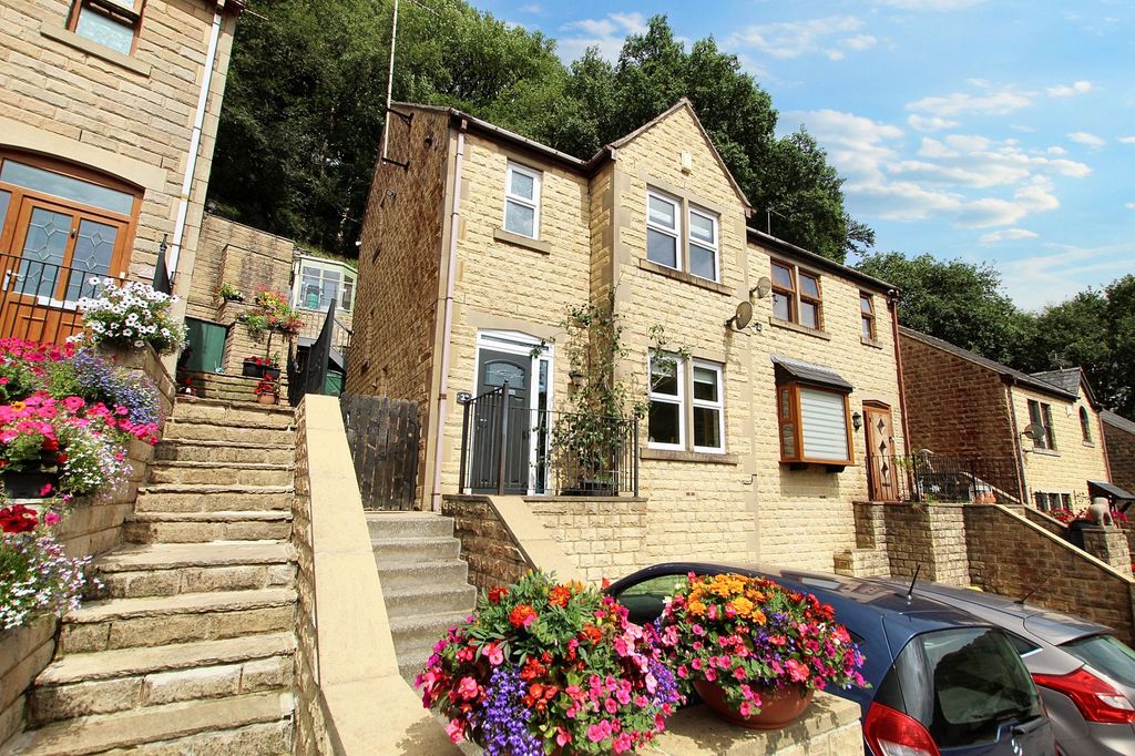 Property photo 1 of 24