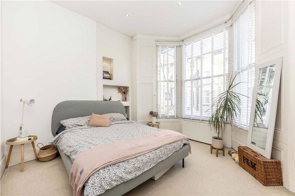 Property photo 3 of 8