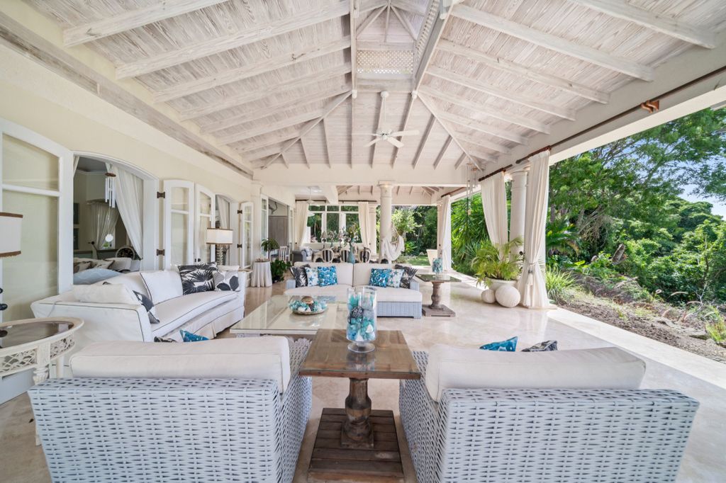 Property photo 1 of 60