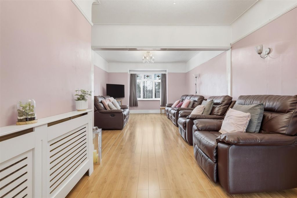 Property photo 3 of 30 Img_8976.Jpg