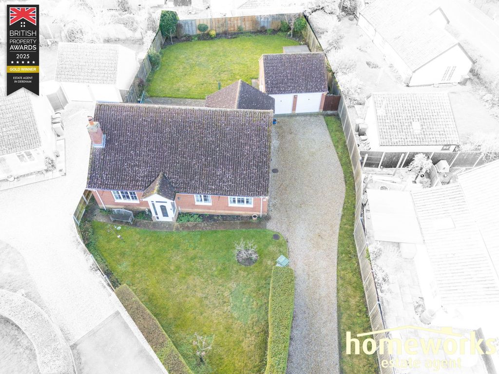 Property photo 2 of 18