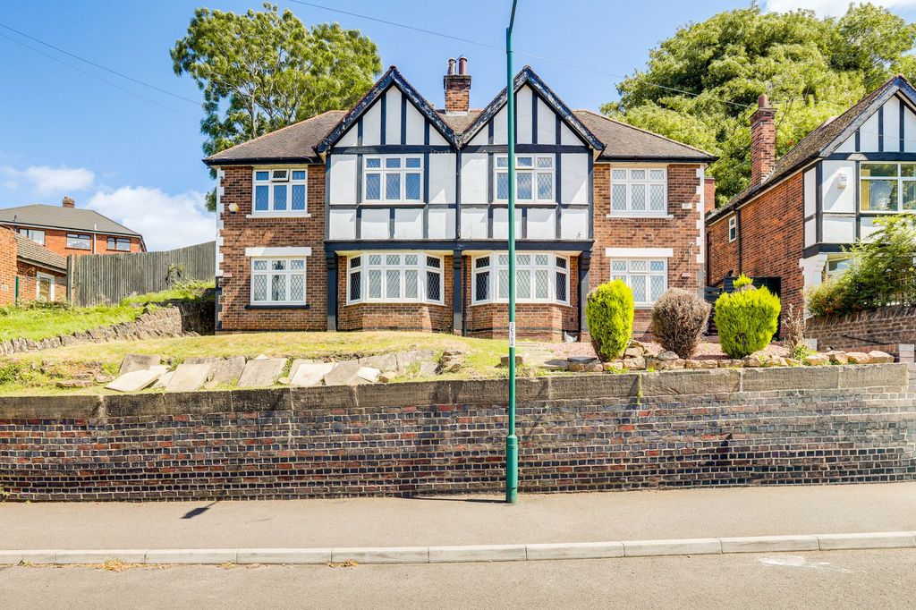 Property photo 1 of 21