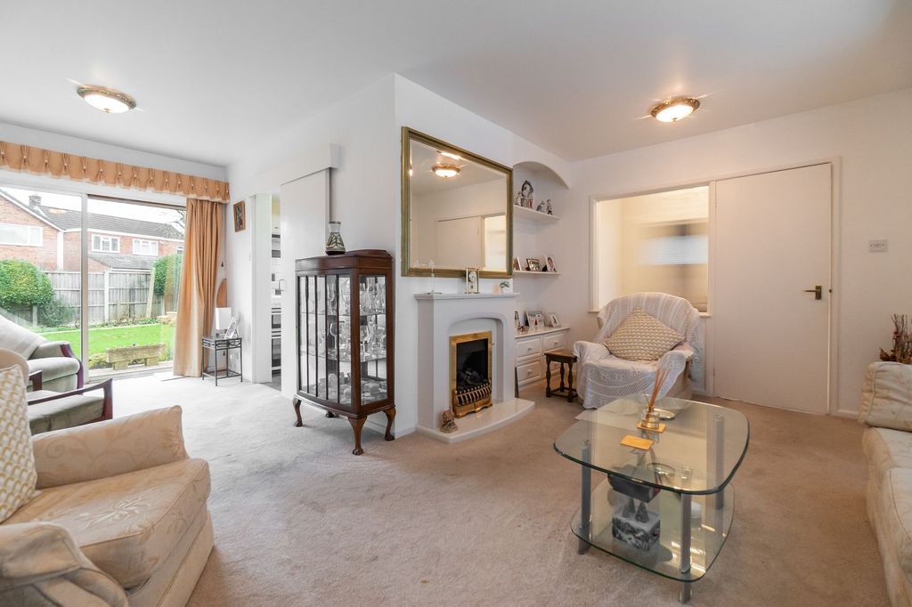 Property photo 3 of 34