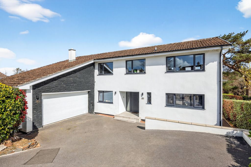 Property photo 2 of 30