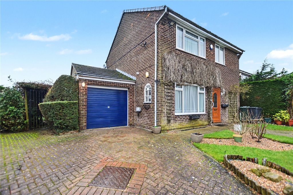 Property photo 1 of 19 Picture No. 24