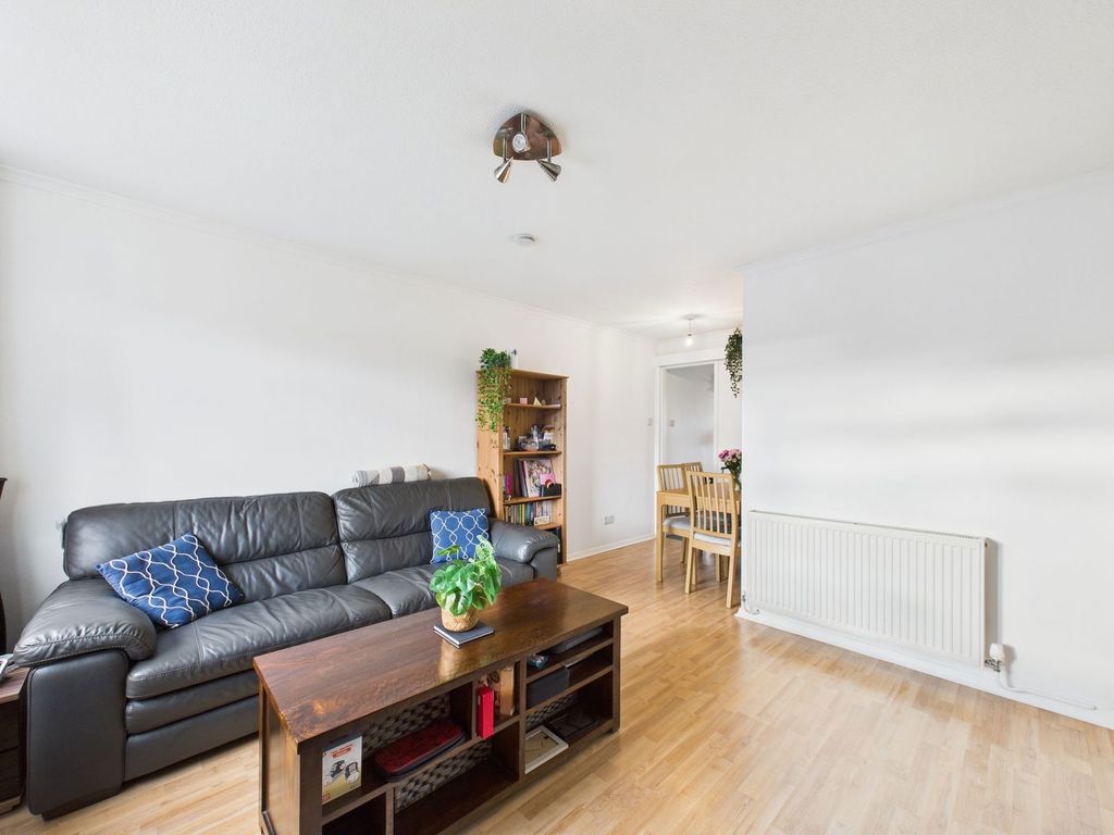 Property photo 3 of 7