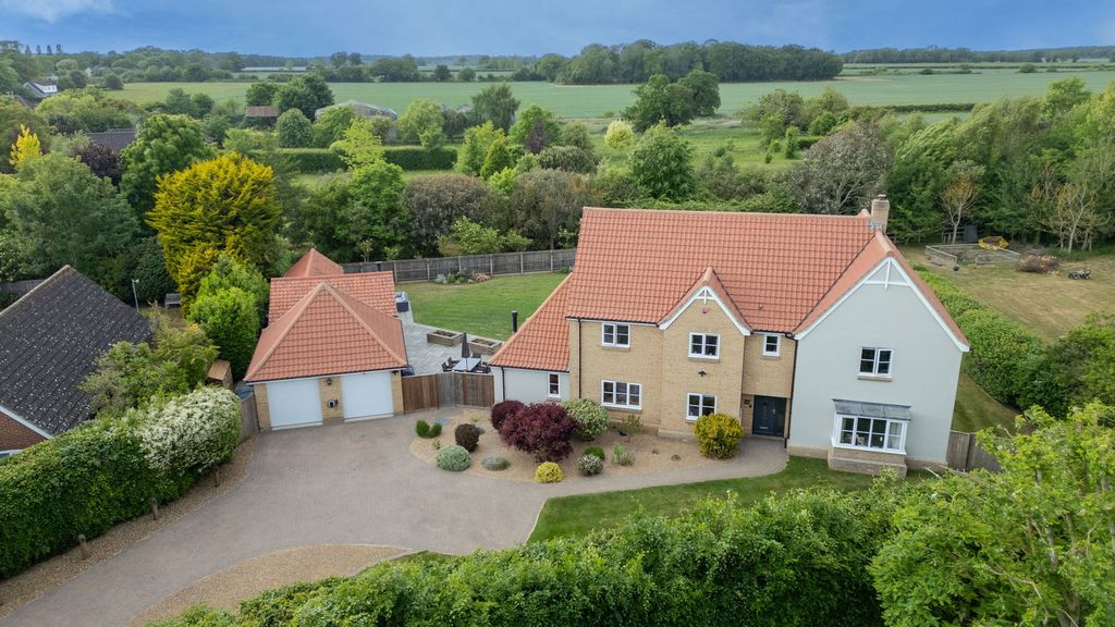 Property photo 1 of 45