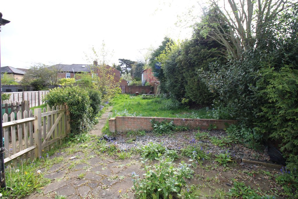 Property photo 3 of 4 Photo 6