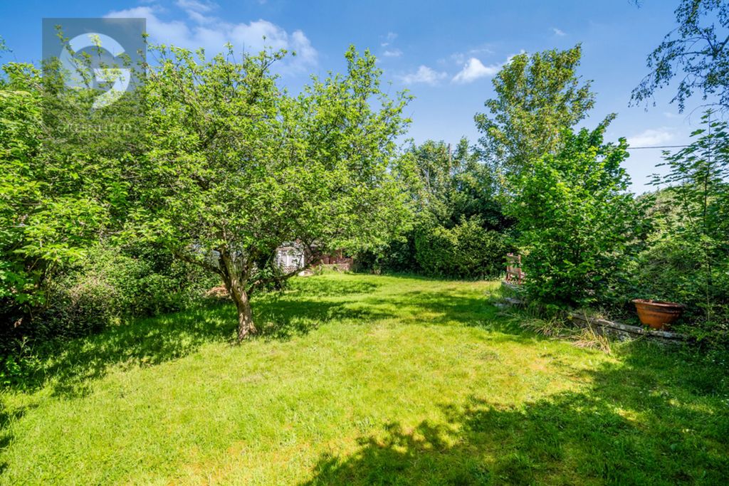 Property photo 3 of 18
