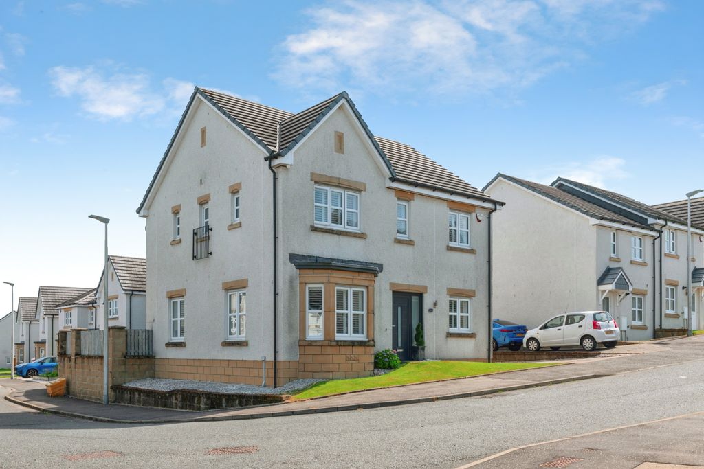 Property photo 1 of 25