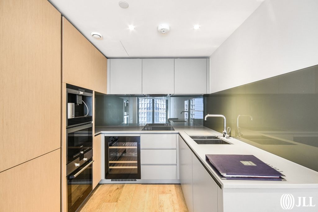 Property photo 2 of 17 Kitchen