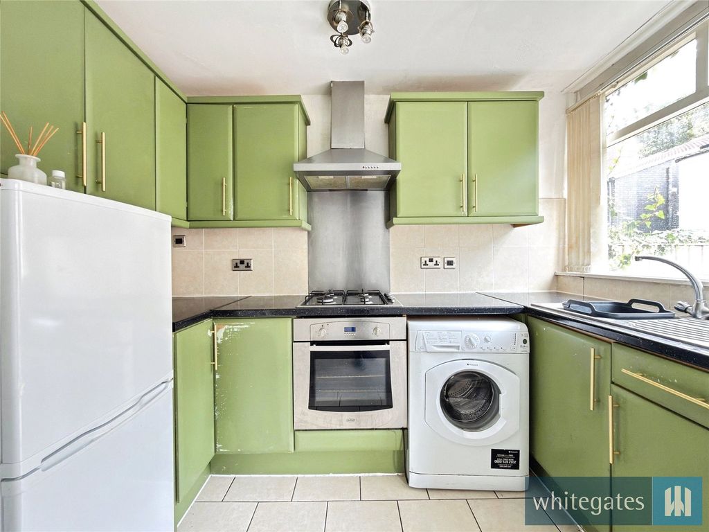 Property photo 2 of 13 Picture No. 11