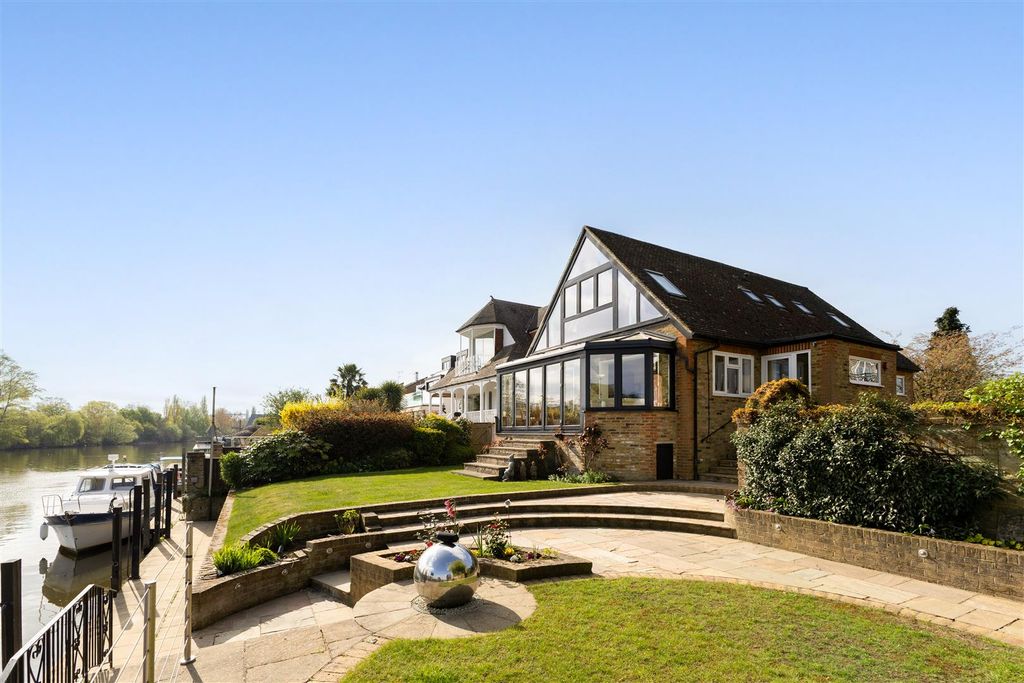 Property photo 1 of 23