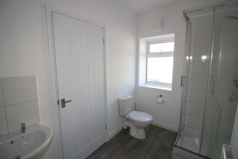 Property photo 3 of 13 Bathroom