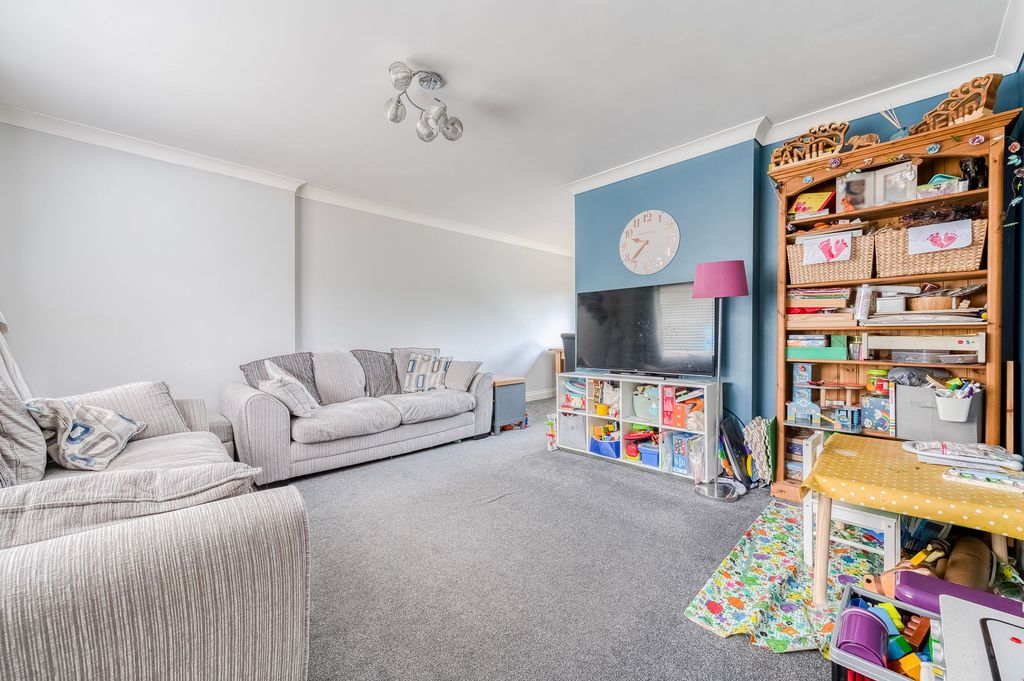 Property photo 3 of 15